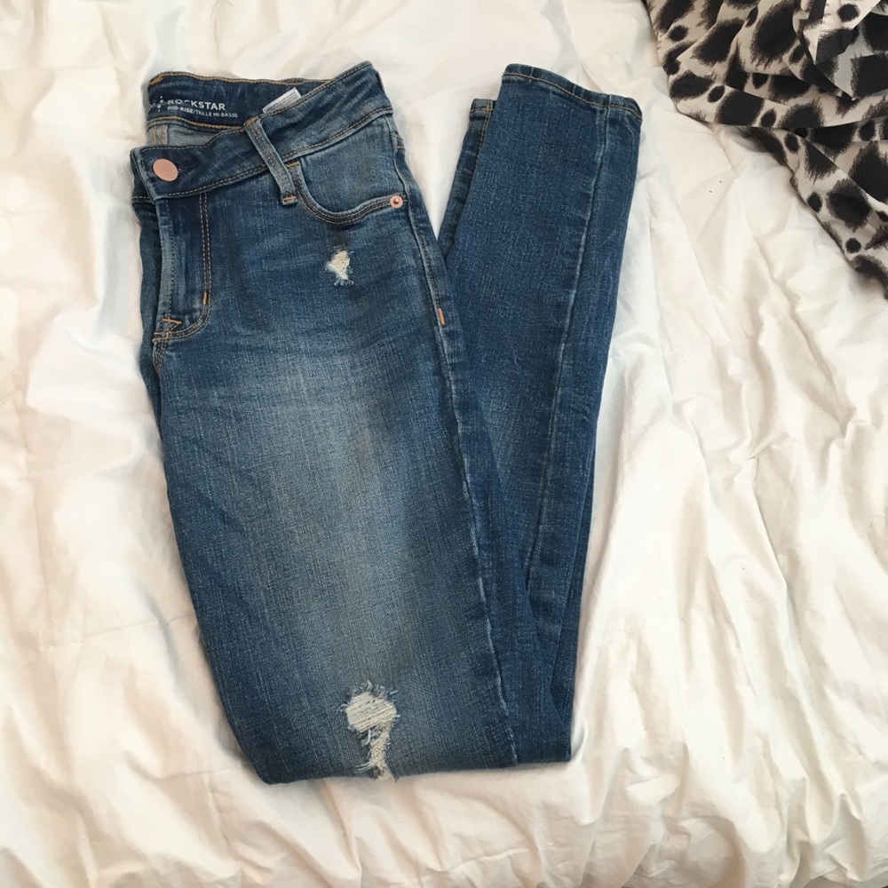 Old navy rockstar jeans!
